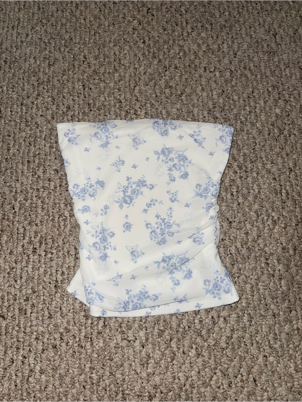 Garage white and blue floral tube top size xs